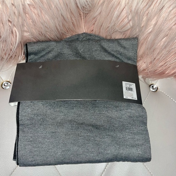 Michael Kors Side Stripe Knit Hat & Scarf Set Ash Gray & Black O/S - Picture 7 of 12